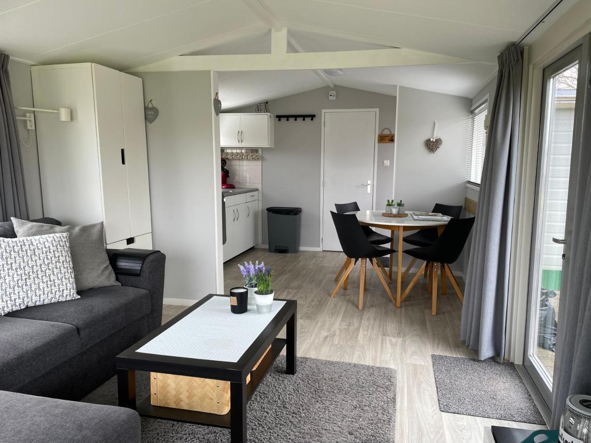 Luxe Chalet Friesland I14 - 5 Pers Westergeest Kültér fotó