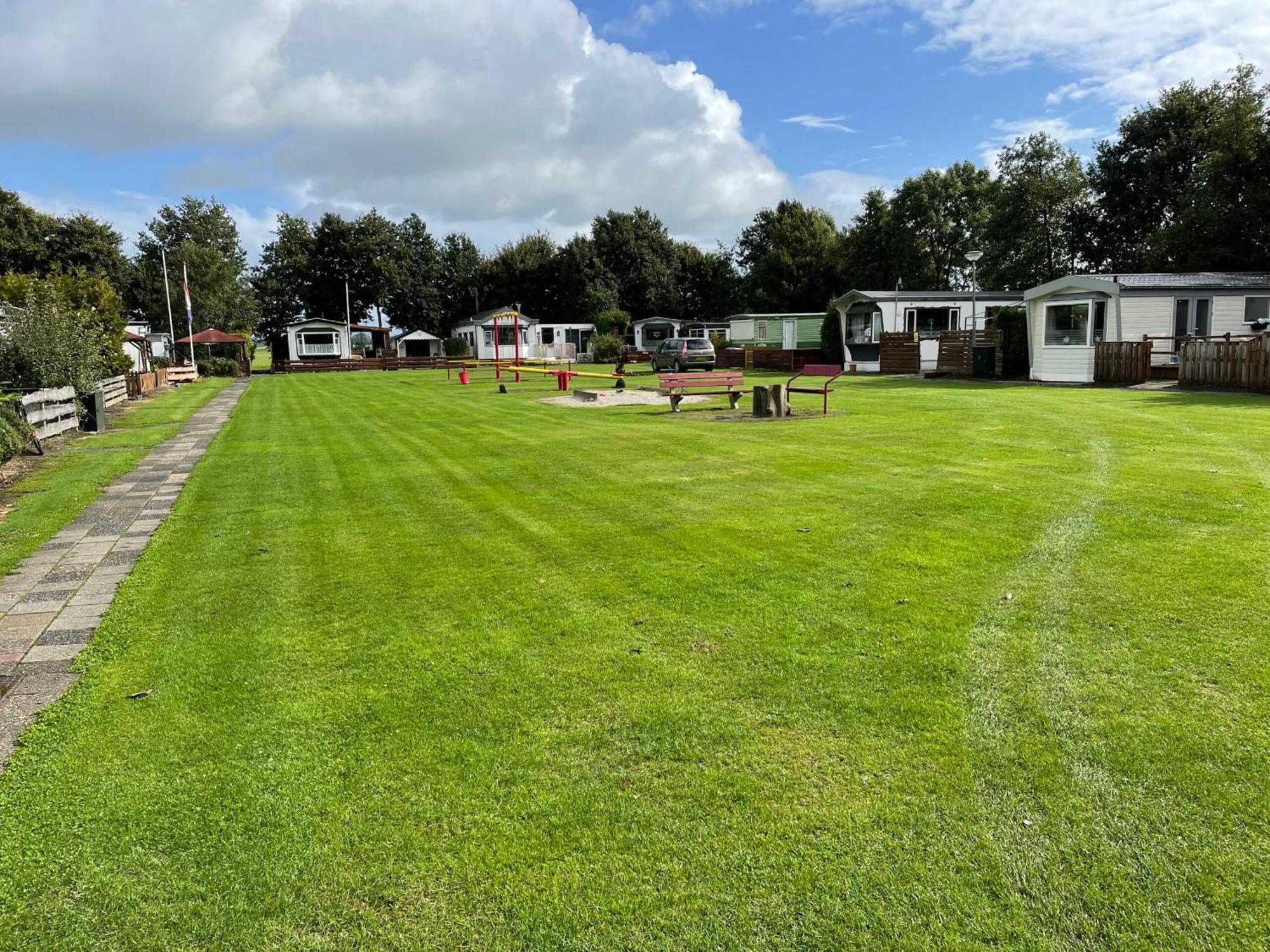 Luxe Chalet Friesland I14 - 5 Pers Westergeest Kültér fotó